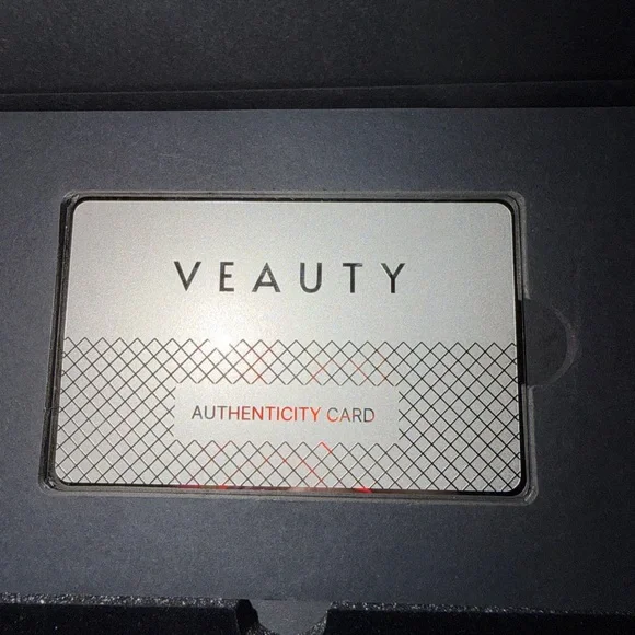 VEAUTY DOT & Aqualis Serum - Picture 8 of 10